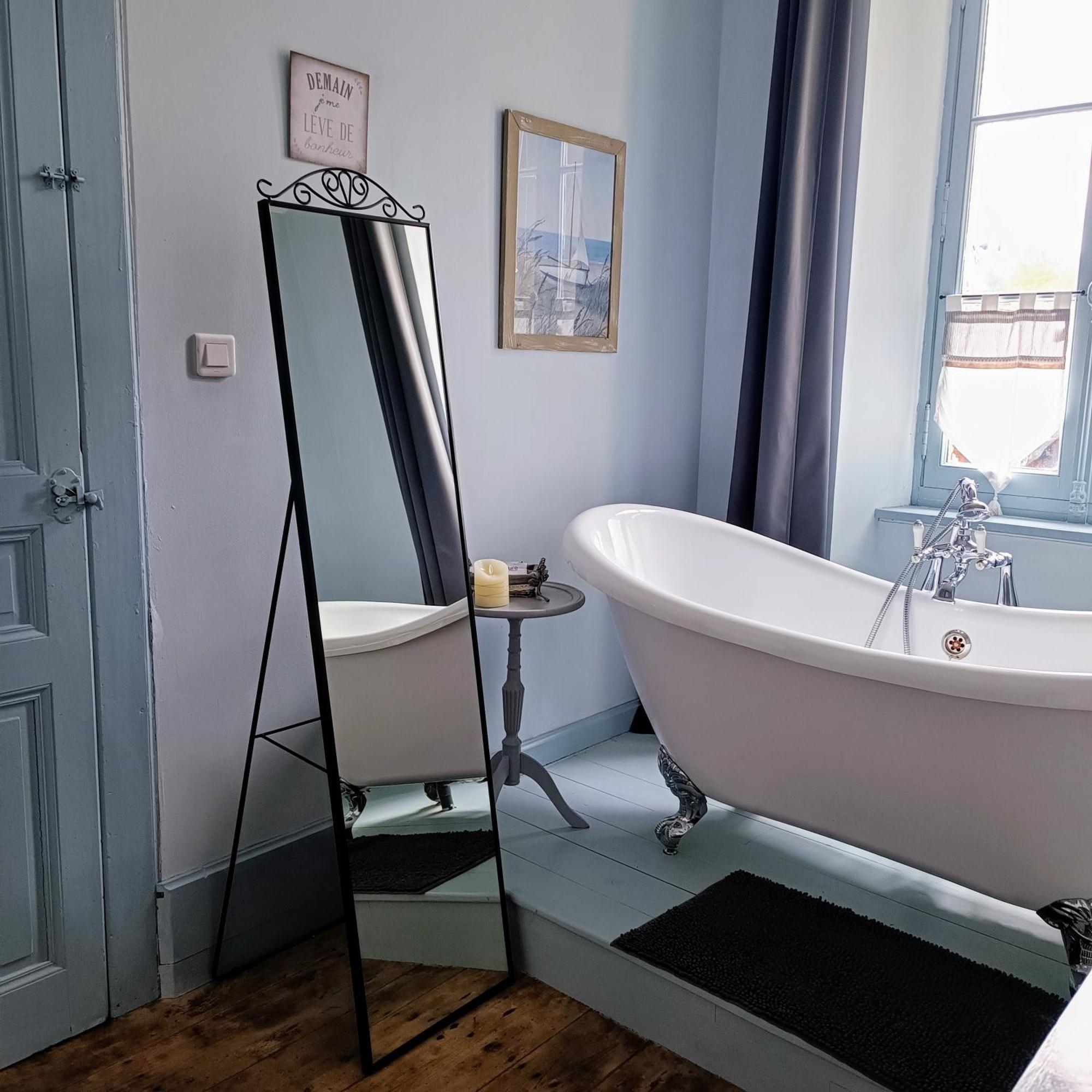 Baladous Bed and Breakfast Montgaillard-de-Salies Exteriör bild